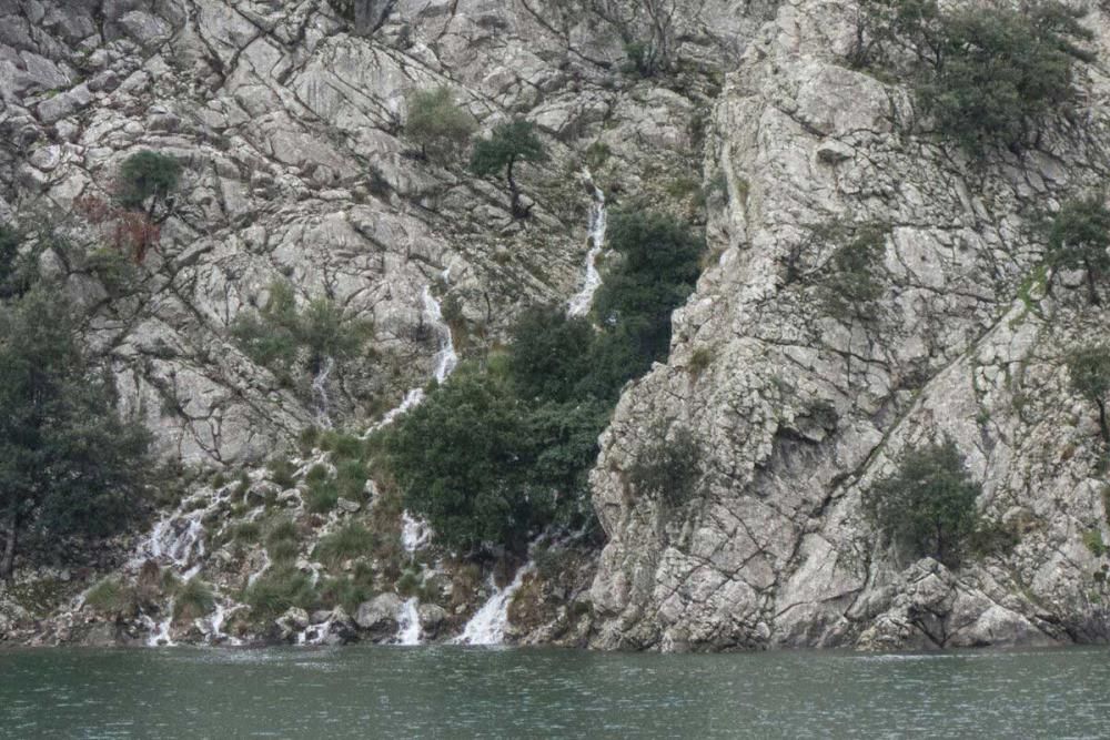 Saltos de agua y torrente de la Font Sorda