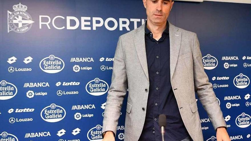 Gaizka Garitano, ayer en su despedida como entrenador deportivista.