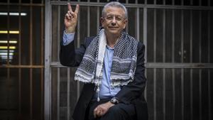 Barcelona 28/05/2024 Sociedad. Entrevista a dirigente palestino y ha portavoz del movimiento, el día del reconocimiento del estado palestino por parte del estado español. AUTOR: MANU MITRU