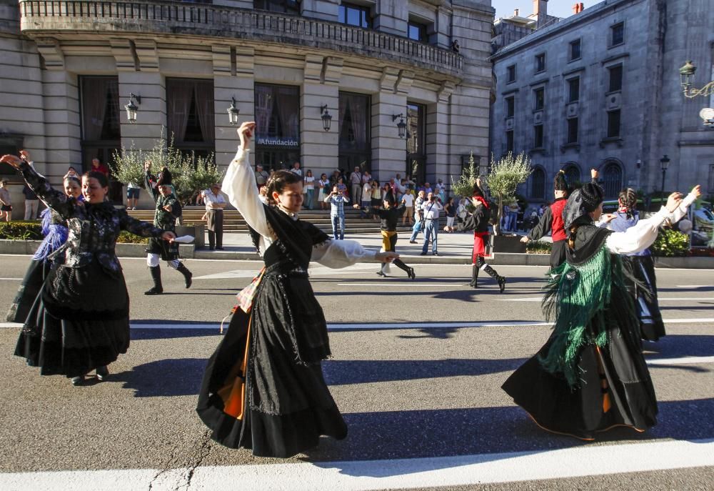 Vigo vibró con la presencia de los grupos folclóricos de Argentina, Colombia, Serbia y también españoles