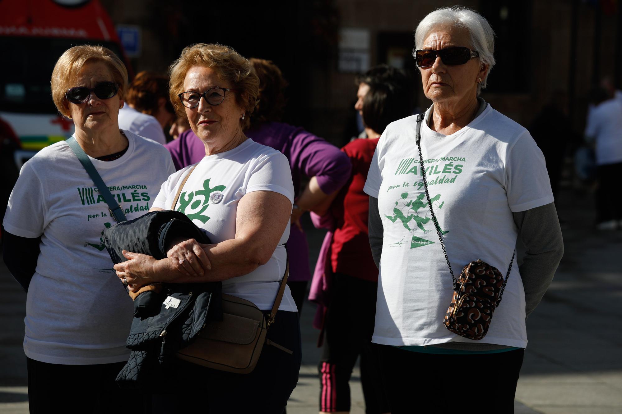 La IX Marcha por la Igualdad de Avilés, en imágenes