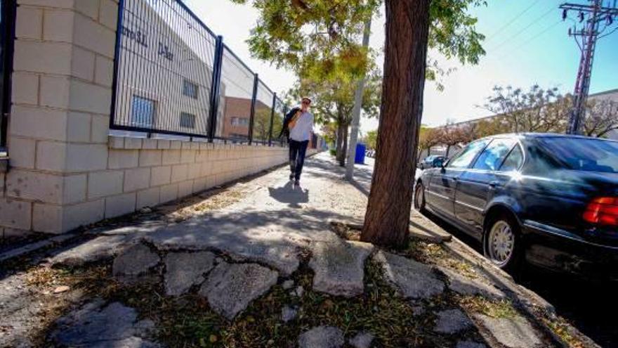 La zona industrial de Campo Alto presenta varias deficiencias.