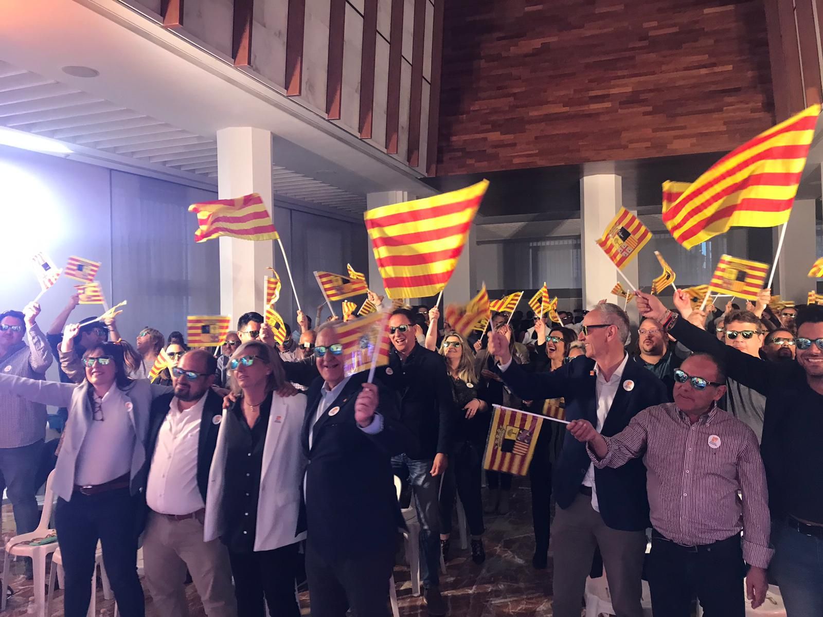 EN IMÁGENES | Los partidos cierran la campaña del 28M en Aragón