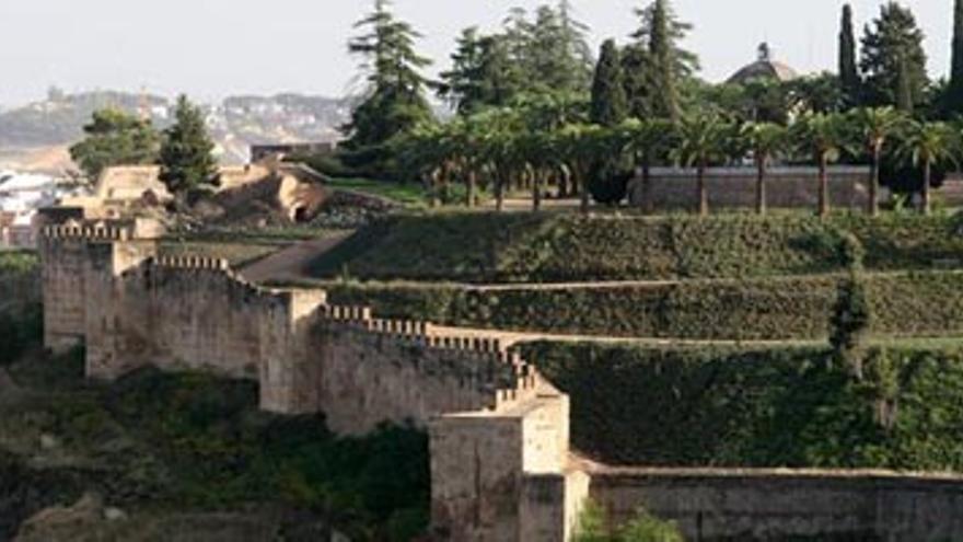 Primeros pasos para la rehabilitación de la Alcazaba de Badajoz