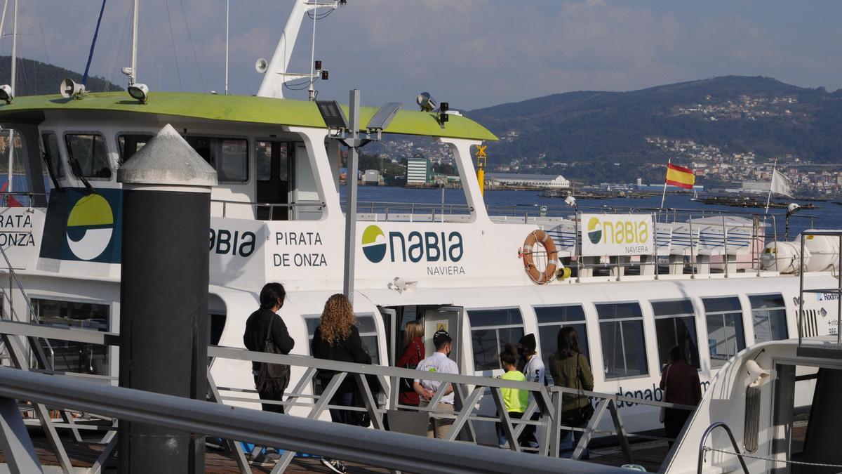 Uno de los barcos de Nabia en la línea regular de Moaña-Vigo.