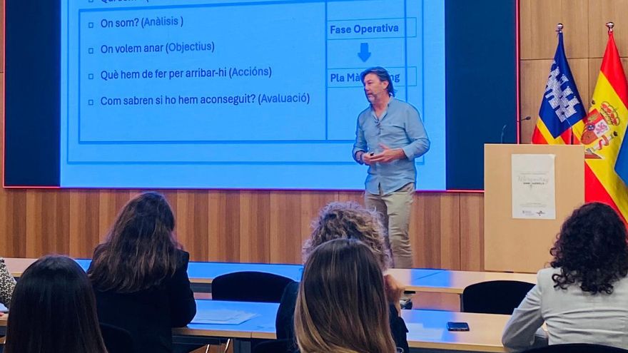 El profesor de marketing de la UIB, Roger Gotarredona: “El producto local de Mallorca es buenísimo, pero hay que enamorar al cliente”