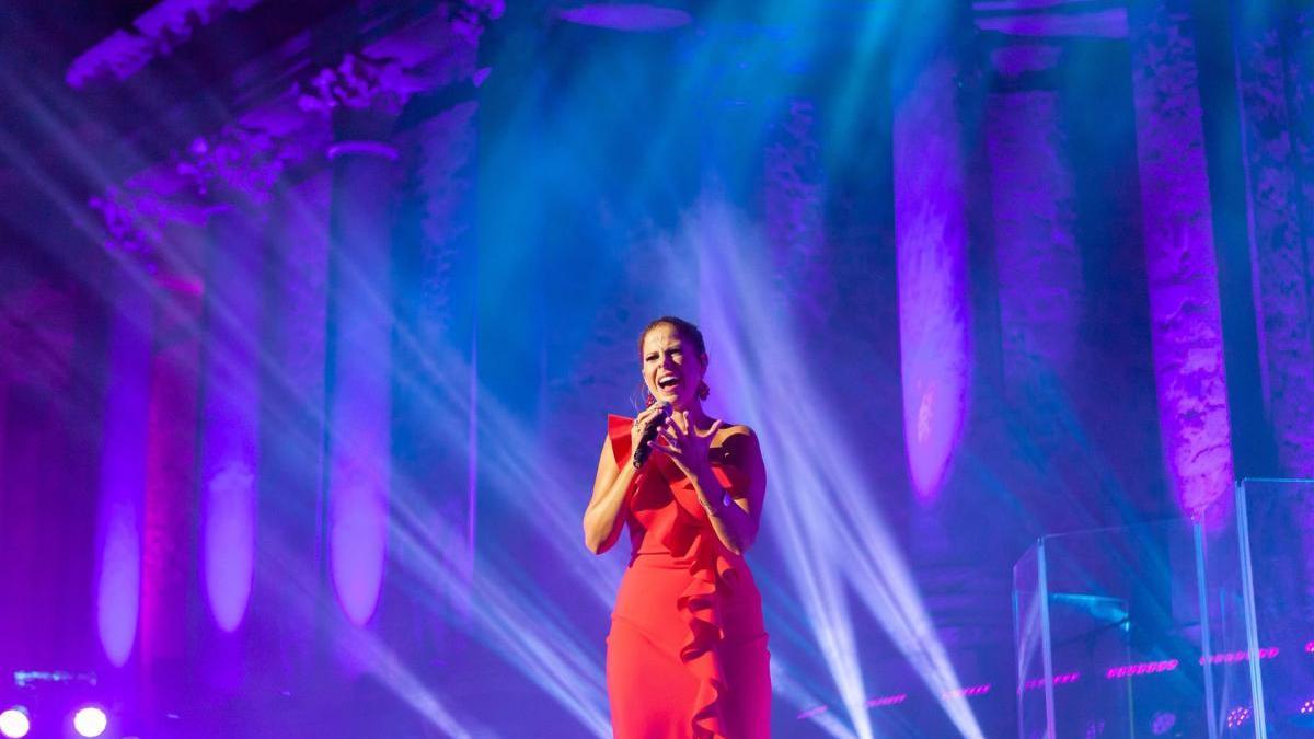 Pastora Soler cumple el &quot;sueño&quot; de cantar en el Teatro Romano de Mérida