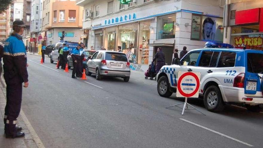 Agentes de la Policía Municipal en una intervención .