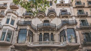 El palauet del passeig de Gràcia de Barcelona que busca amo des de fa sis anys