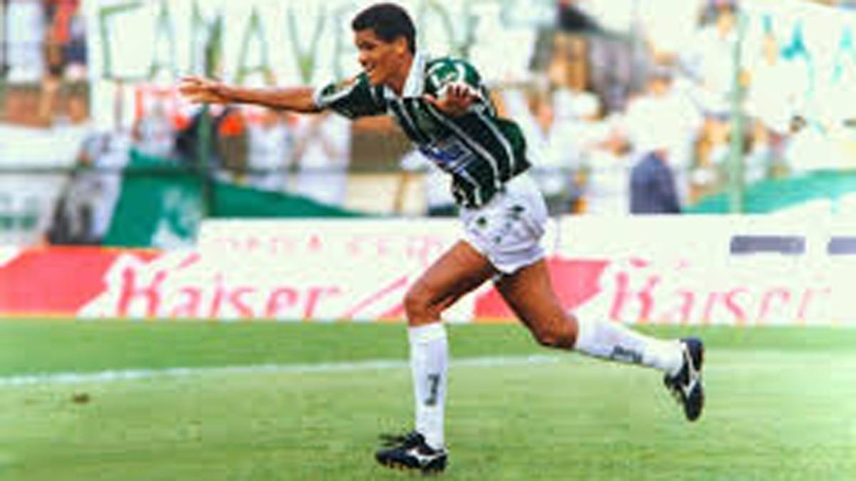 Rivaldo lideró al Palmeiras que ganó el Brasileirao en 1994, el último hasta el actual