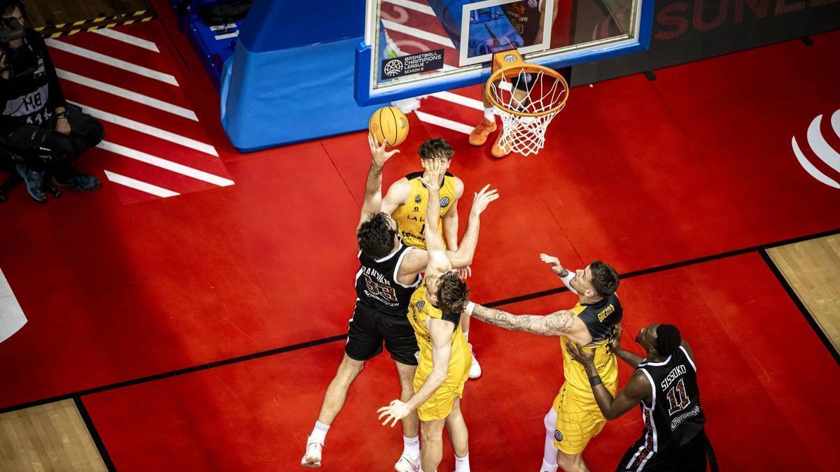 Basketball Champions League: Pallacanestro Trieste - CB Canarias