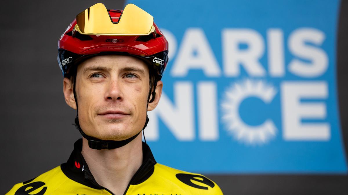Vingegaard, antes del inicio de la París-Niza 2026