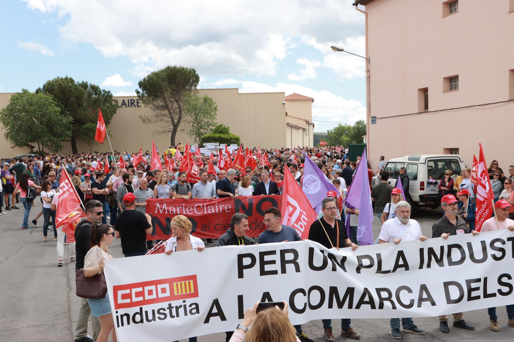 Galería de fotos: 2.000 personas claman por una solución ante el inminente cierre de Marie Claire