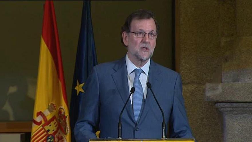 Rajoy preside la entrega de diecisiete Grandes Cruces de la Orden Civil de Alfonso X