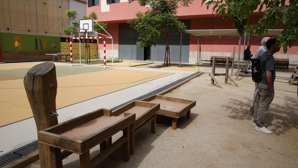 Barcelona arrancará el curso escolar con un centenar de centros renovados y 64 millones de inversión en mejoras
