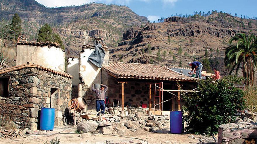 Ayagaures y Las Tederas recuperan sus casas de tea