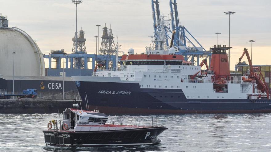 Quién puede guiar los barcos y cuánto cobrar: el conflicto del Puerto de Las Palmas llega al Tribunal Supremo