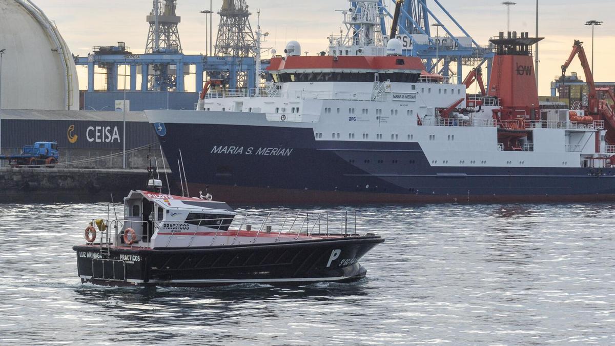 Quién puede guiar los barcos y cuánto cobrar: el conflicto del Puerto de Las Palmas llega al Tribunal Supremo