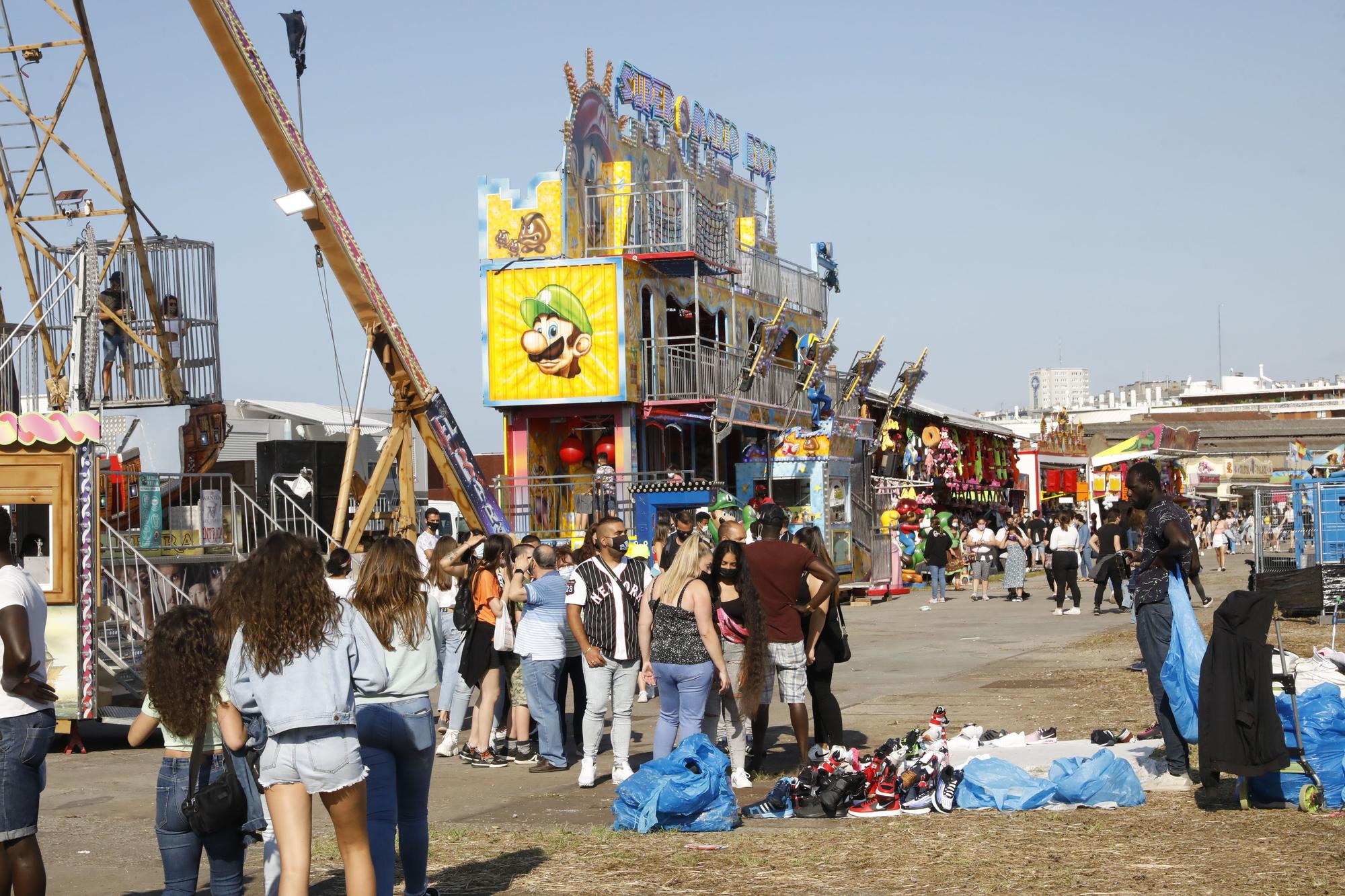 Arranca la diversión en las atracciones de Naval Gijón