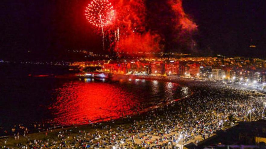 La Isleta escoge a la reina de las fiestas de La Naval y continúa con su programación de actos