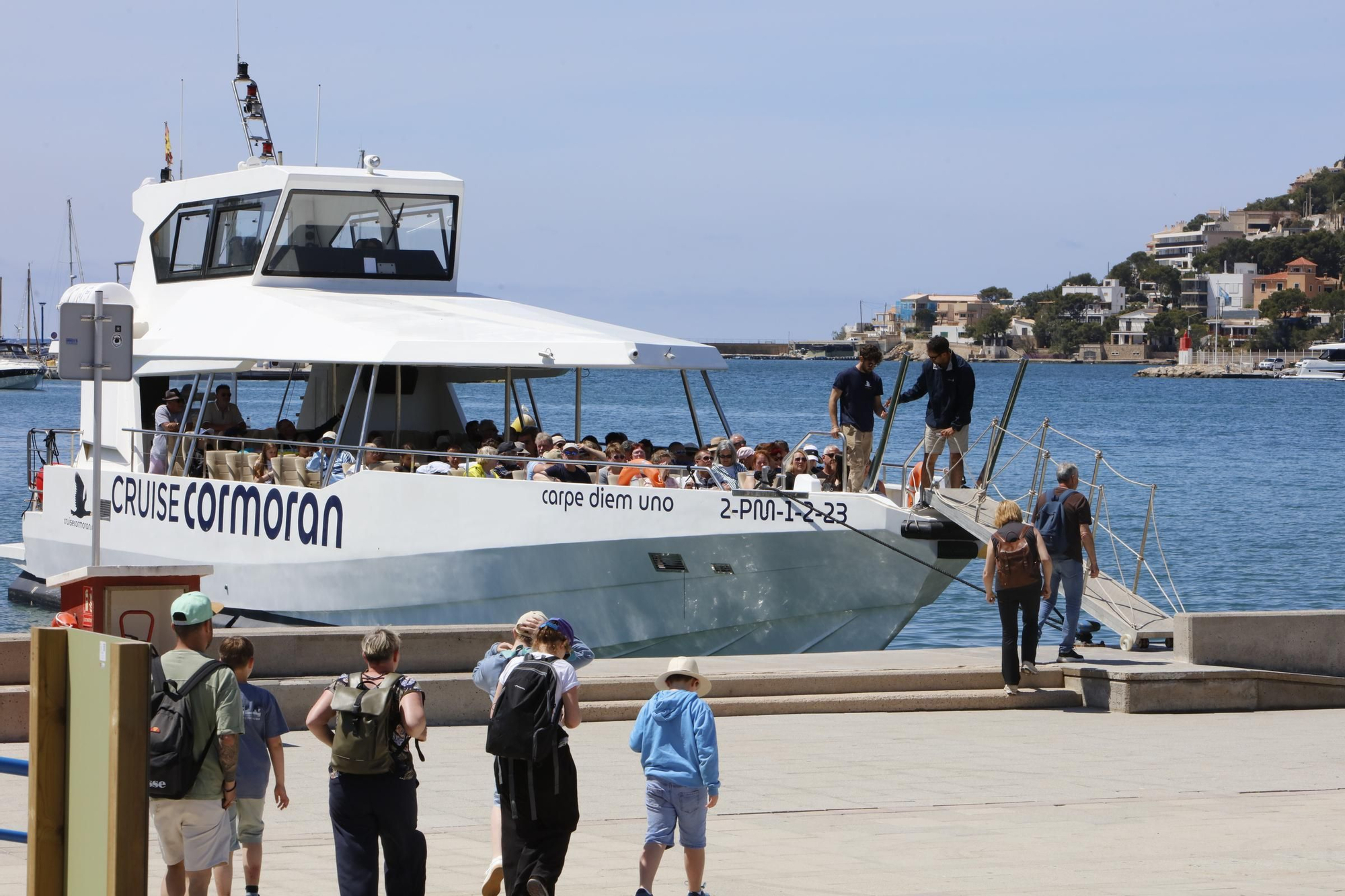 Viel Betrieb: So genießen die Menschen in Port d&#039;Andratx den Frühling