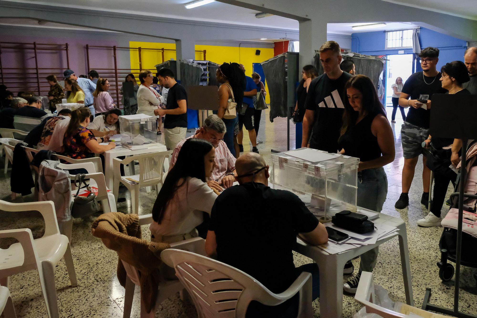 Elecciones municipales 28M | La jornada electoral de Málaga, en imágenes