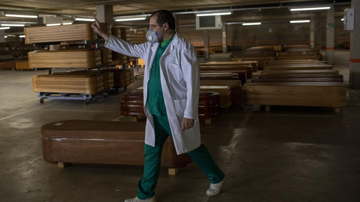 El párking de Collserola se ha convertido en una morgue de campaña.