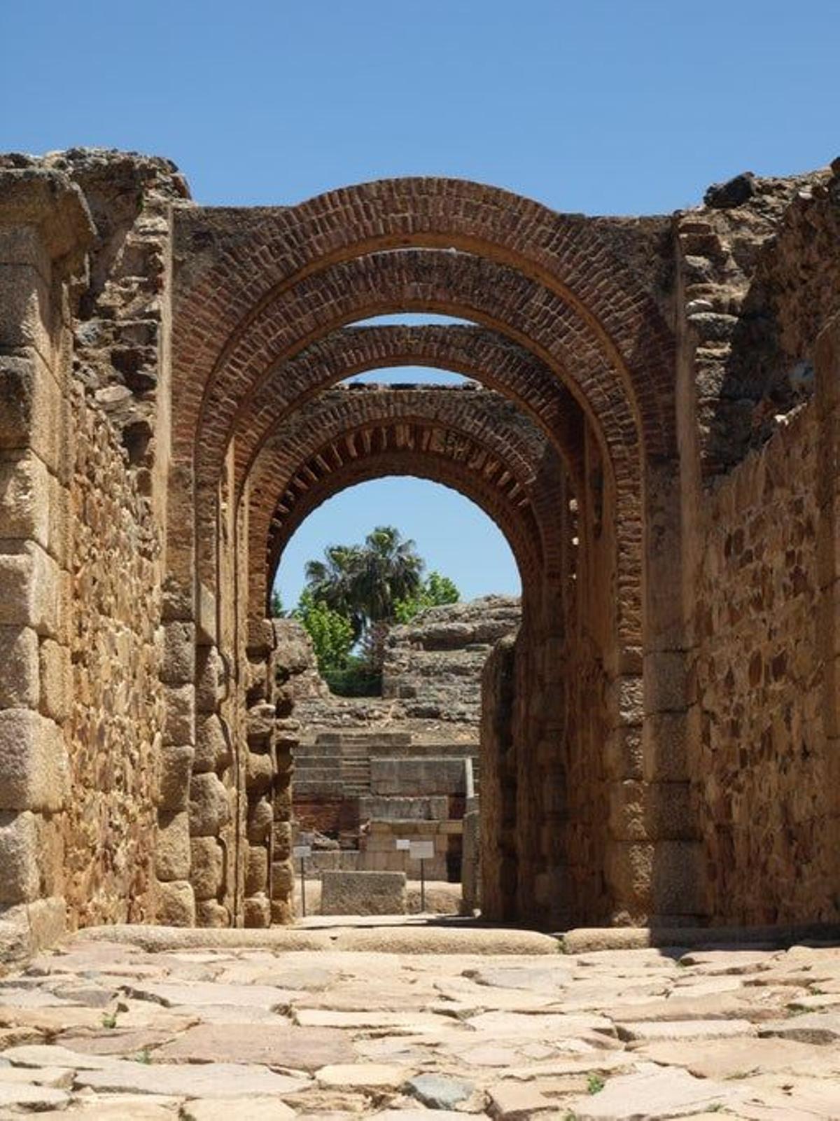 Entrada al Anfiteatro Romano, Mérida