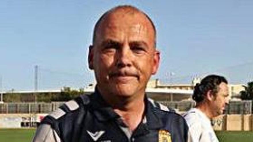 Carlos Marí, el técnico del ascenso a Tercera con el Portmany.