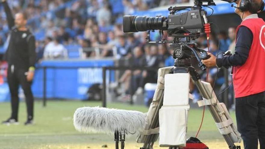 Cámara de televisión en Riazor.