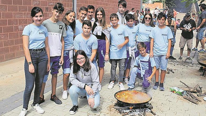 600 vecinos participan en la jornada dedicada a las paellas en Figueroles