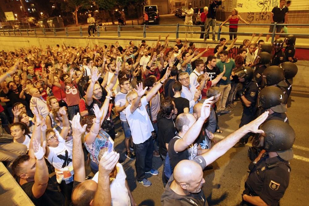 Tensión en El Rollo en el séptimo día de protestas por el soterramiento