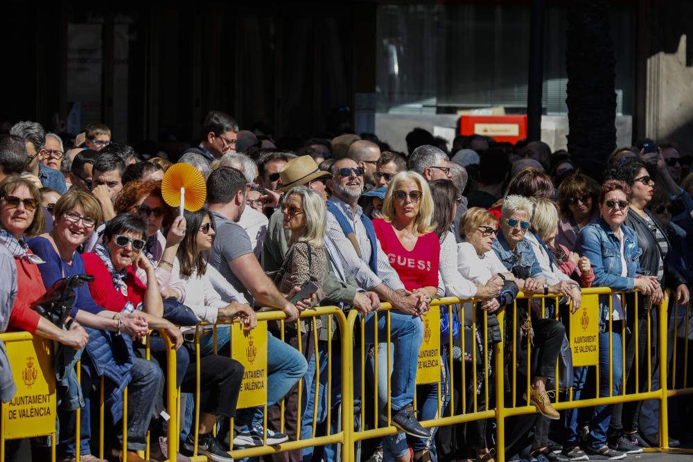 Búscate en la mascletà del 8 de marzo