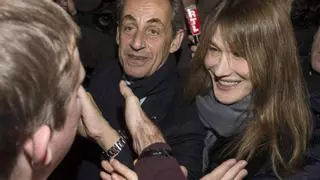 Carla Bruni-Sarkozy, interrogada como sospechosa en una investigación vinculada a su marido