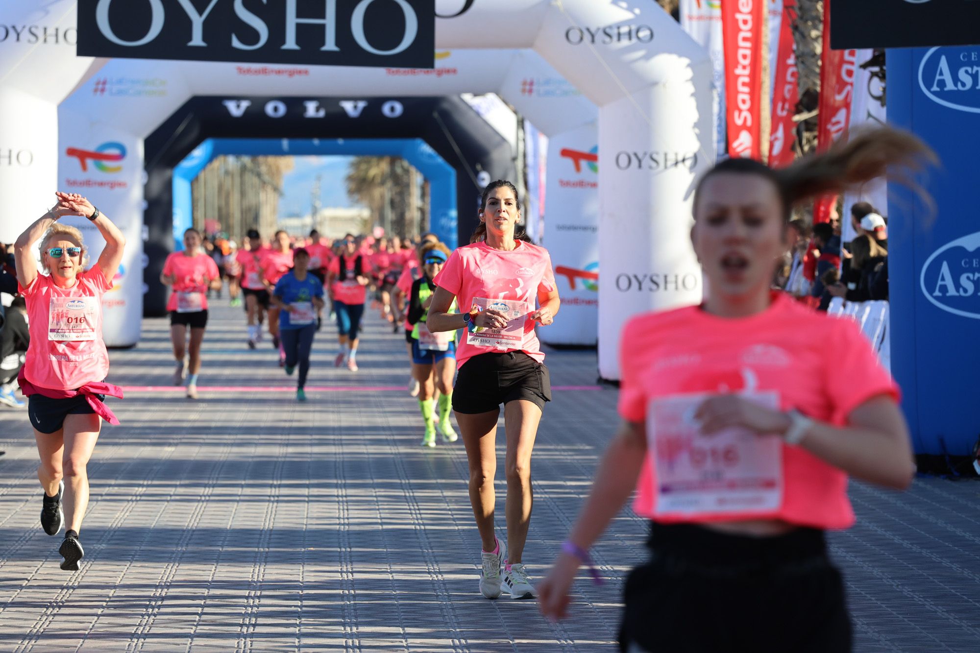 Carrera de la Mujer 2025: Las mejores imágenes del evento