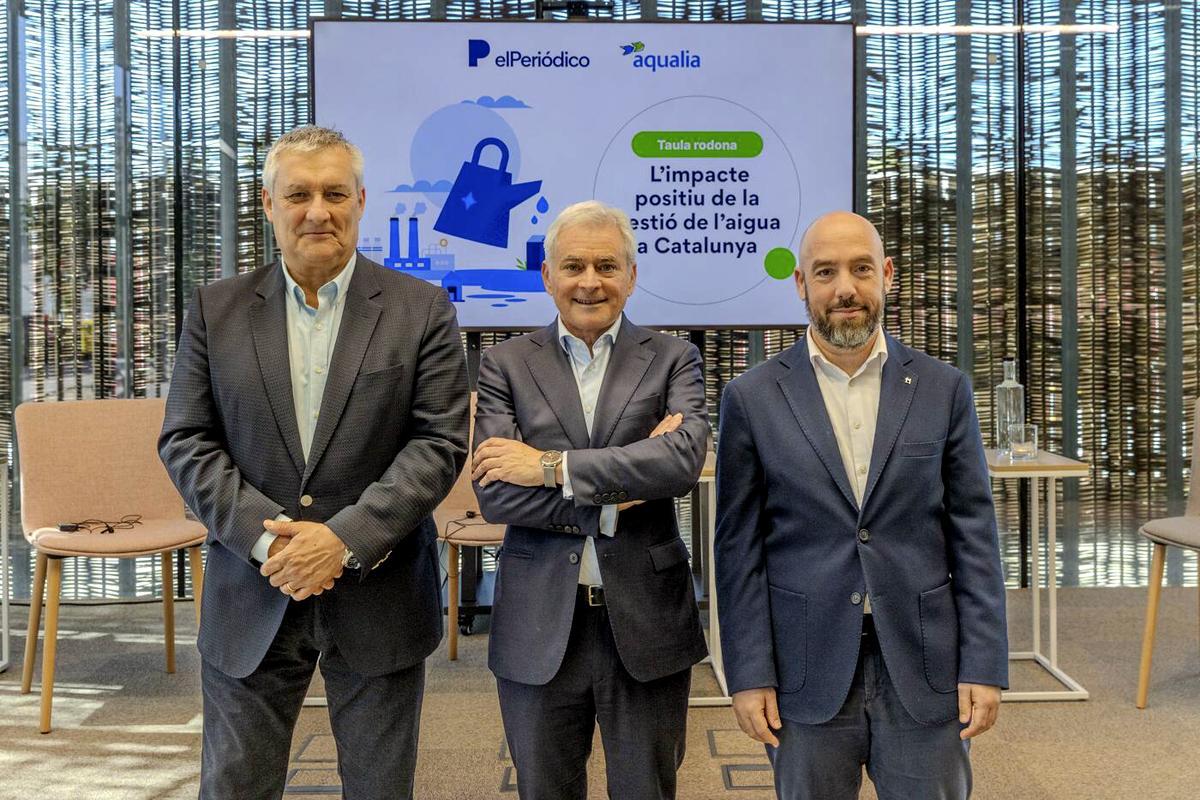 De izquierda a derecha: Marc Fargas, consejero delegado de Aitasa; Juan Luis Castillo, director Global de Desarrollo Estratégico y Estudios de Aqualia; avid Vila, director de Aigües Ter - Llobregat.