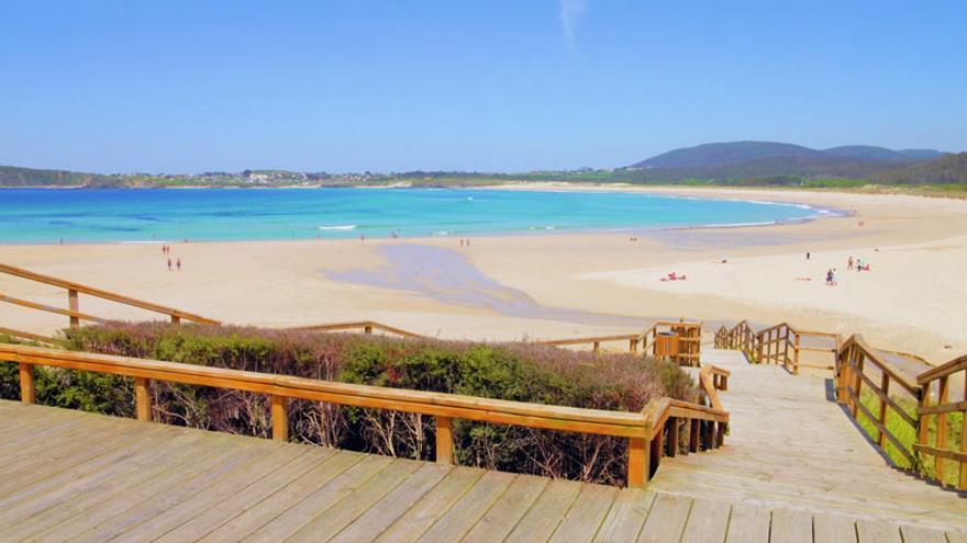 Recorrido por las 111 playas de Galicia con bandera azul