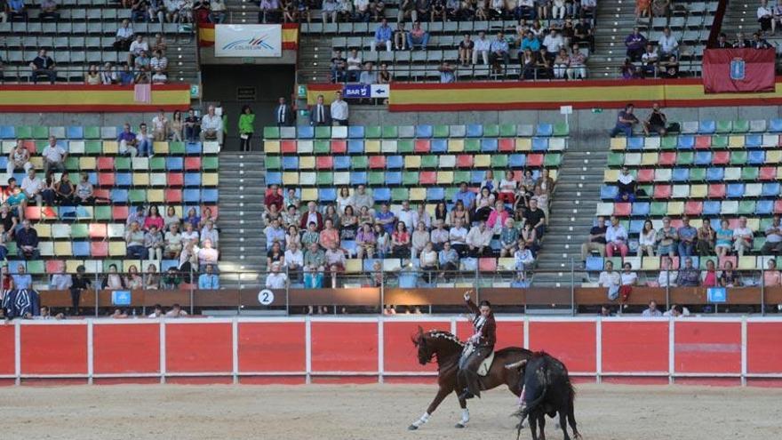 La rejoneadora Noelia Mota en la última feria taurina celebrada en el Coliseum.