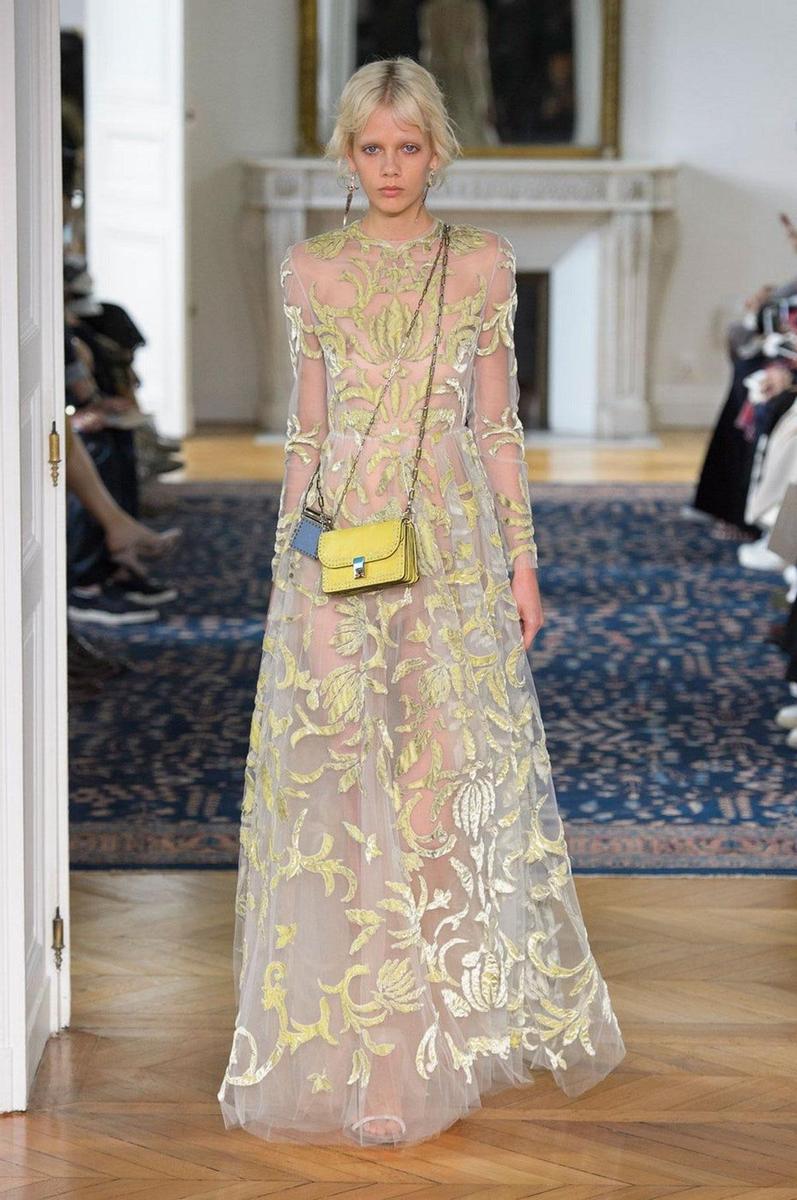 PFW P/V17: Valentino