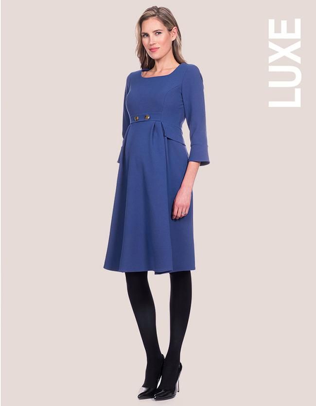 Vestido azul premamá lucido por Kate Middleton