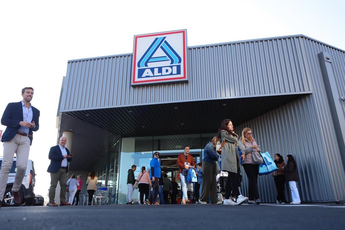Apertura de un nuevo supermercado Aldi en Zaragoza.