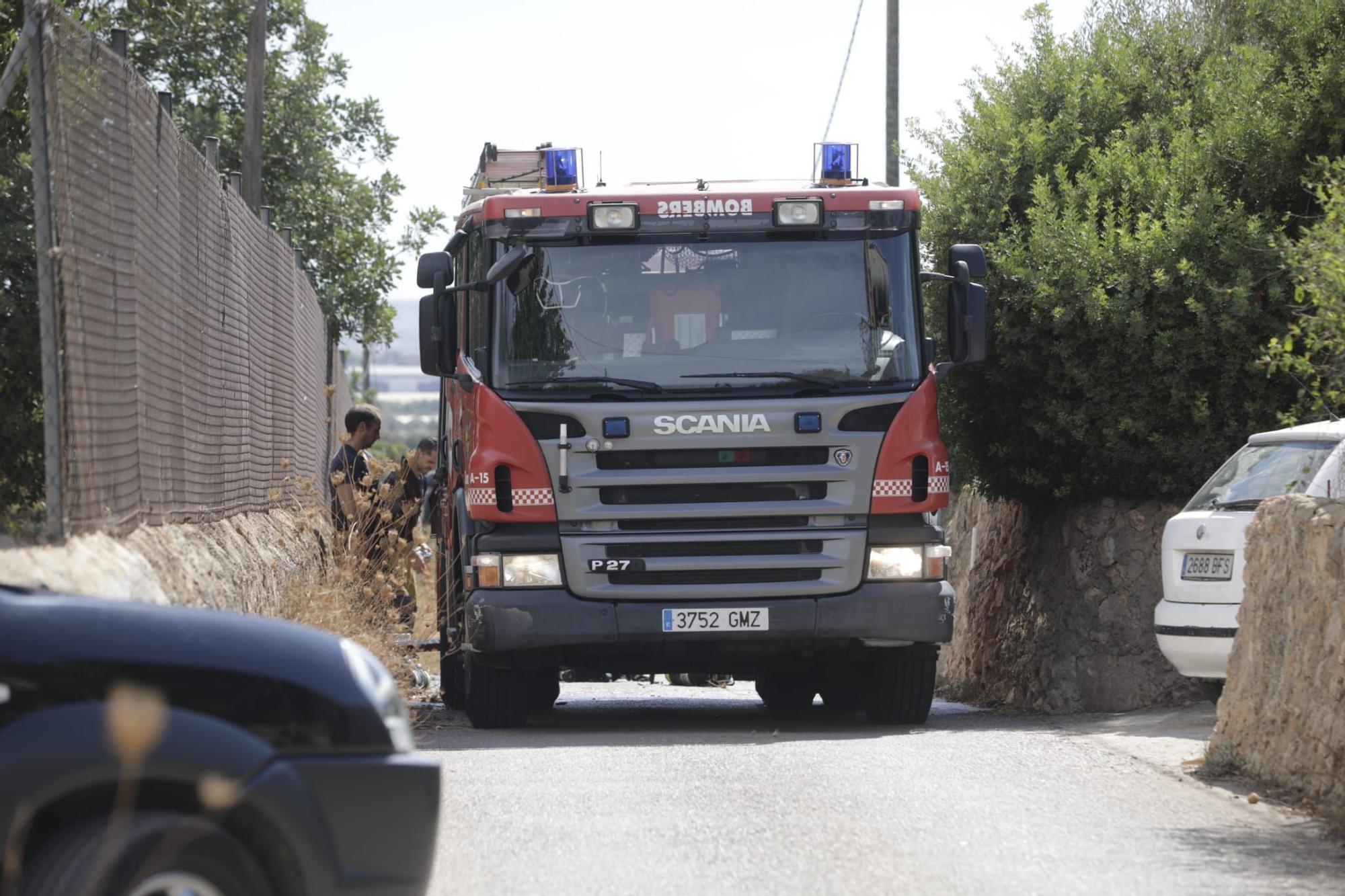 Un intoxicado en un incendio en una finca de Son Ferriol