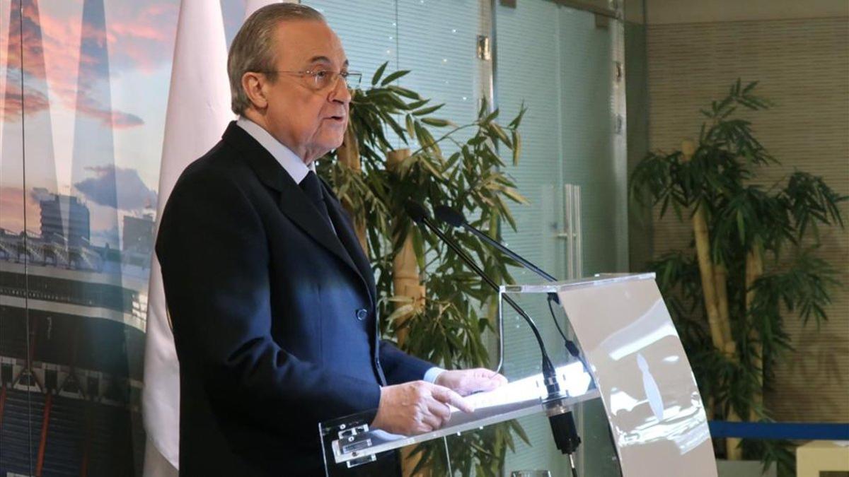 El presidente del Madrid, Florentino Pérez, durante el almuerzo navideño del club blanco