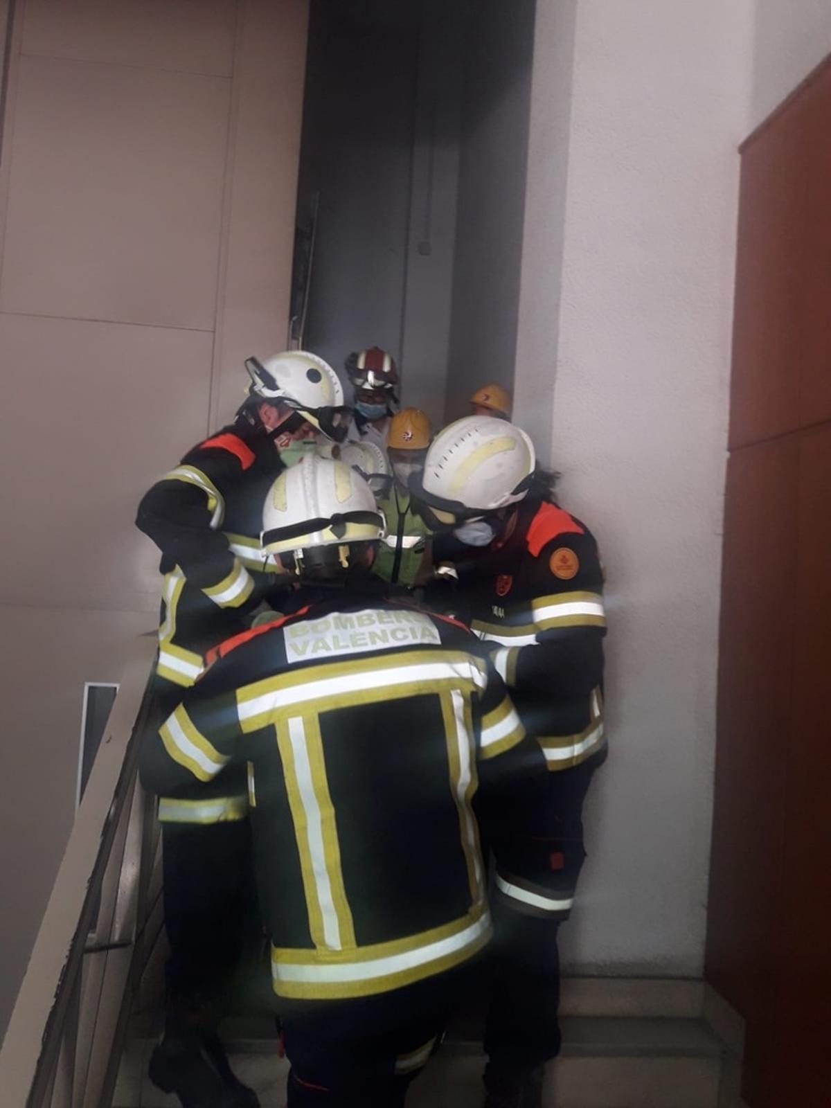 Un trabajador herido al caer 6 metros de un edificio en la Gran Vía