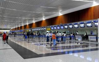 Ecuador prepara la aplicación de controles biométricos en aeropuertos