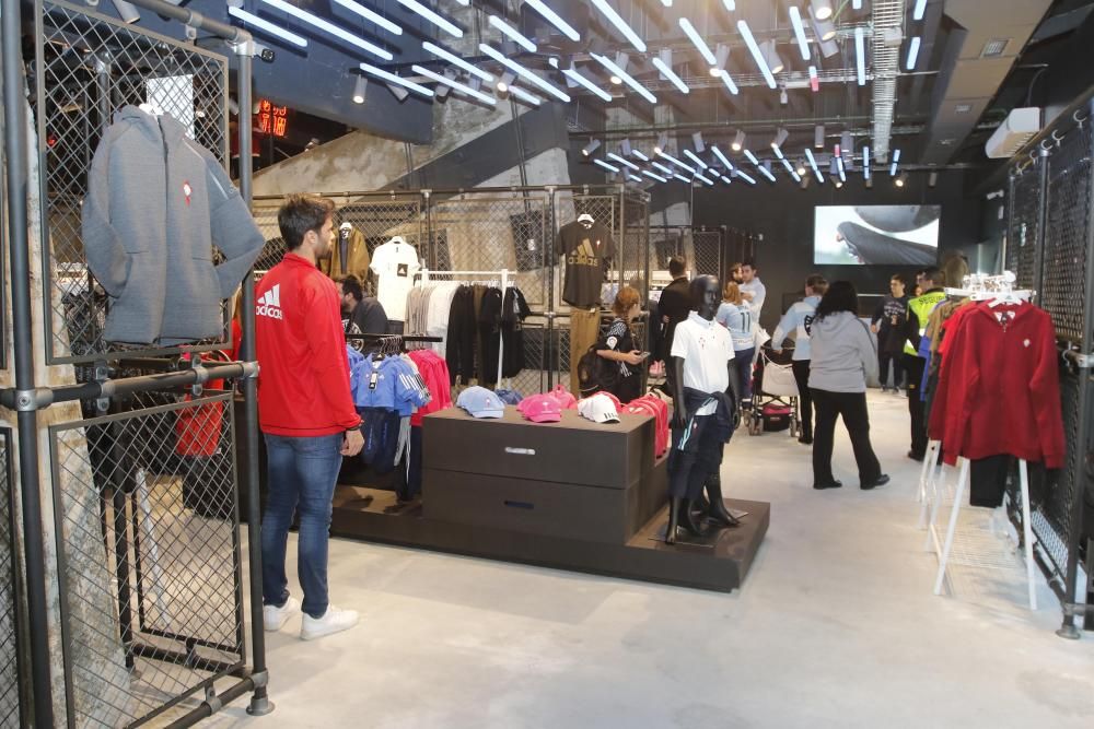 La apertura de la nueva tienda del Celta // Alba Villar