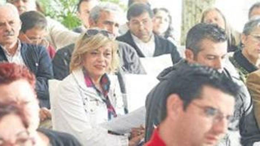 IU impone a Dulce Rodríguez y no aceptará otra candidata