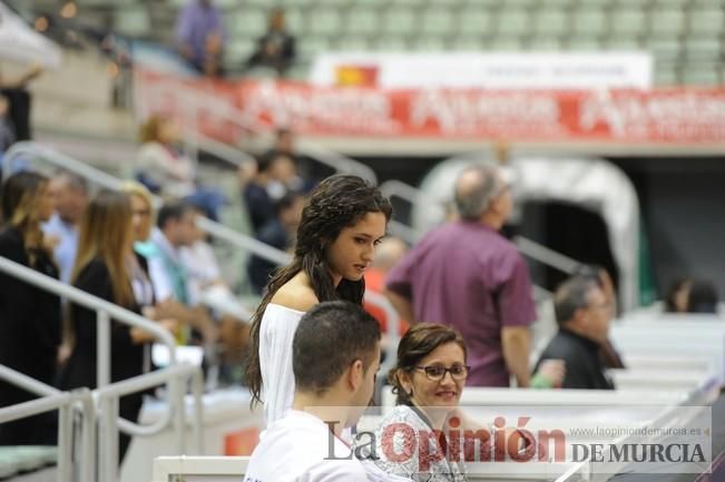 Los universitarios contra el Dinamo Sassari.