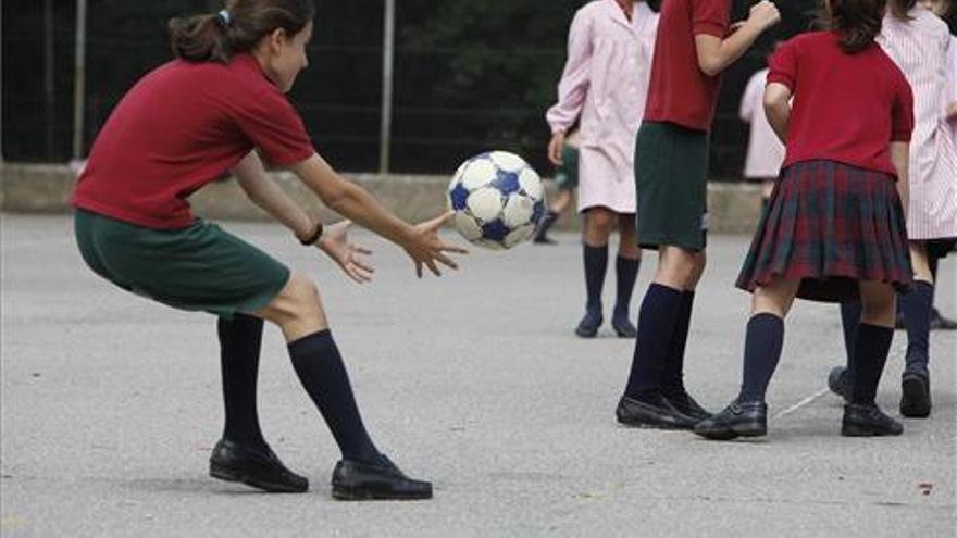 Acuerdo para que haya tres horas a la semana de educación física en los colegios