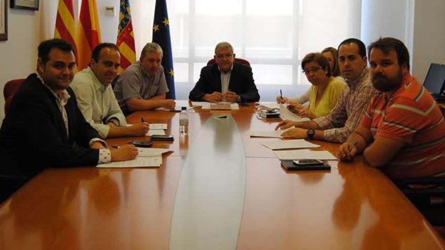 Medallas de la ciudad de  Vila-real para Sebastián Mora, la Purísima Sangre y la UJI